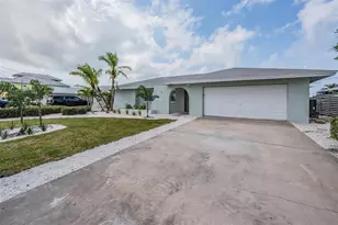 7092 S Shore Dr, Saint Petersburg, FL 33707 - Photo 47