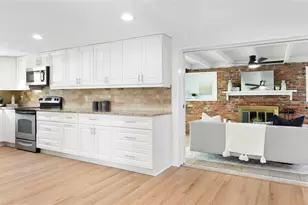 13145 87th Ave, Seminole, FL 33776 - Photo 9