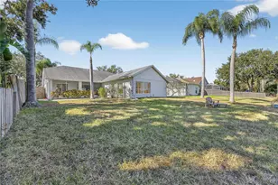 16604 Lake Heather Dr, Tampa, FL 33618 - Photo 57