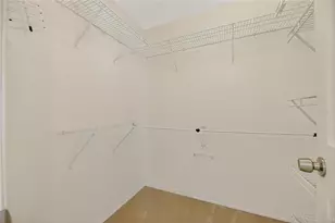 16604 Lake Heather Dr, Tampa, FL 33618 - Photo 43