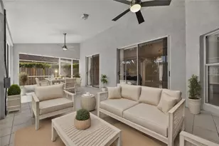 16604 Lake Heather Dr, Tampa, FL 33618 - Photo 49