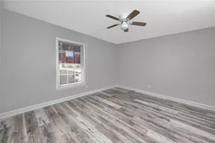 8345 13th St N, Saint Petersburg, FL 33702 - Photo 19