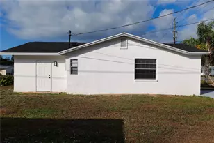 4607 5th Ave W, Palmetto, FL 34221 - Photo 3