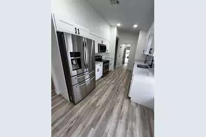 339 Pembroke Lane S #228, Venice, FL 34293 - Photo 5