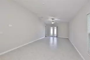 31867 Barrel Wave Way, Wesley Chapel, FL 33545 - Photo 11