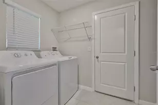 31867 Barrel Wave Way, Wesley Chapel, FL 33545 - Photo 7