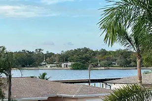 7950 Causeway Blvd N, Saint Petersburg, FL 33707 - Photo 3