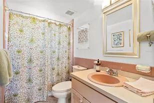 7950 Causeway Blvd N, Saint Petersburg, FL 33707 - Photo 37