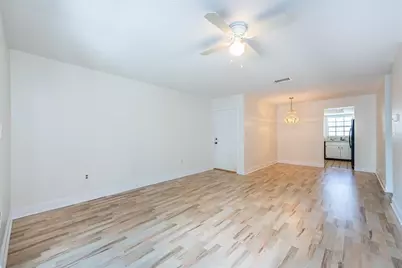 6042 1st Avenue S #31, Saint Petersburg, FL 33707 - Photo 5