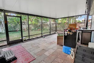 7800 11th St N, Saint Petersburg, FL 33702 - Photo 13