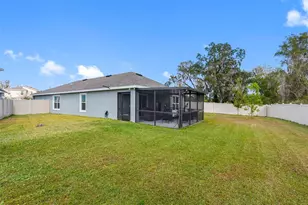 1676 Hazy Sea Dr, Plant City, FL 33565 - Photo 31