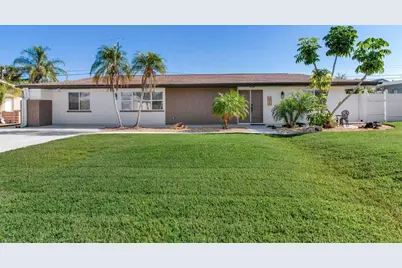 5028 42nd Street S, Saint Petersburg, FL 33711 - Photo 1