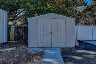 8514 N Lynn Ave, Tampa, FL 33604 - Photo 13