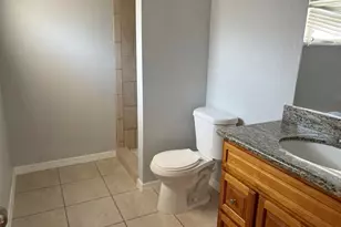 4431 W Wallace Ave, Tampa, FL 33611 - Photo 5