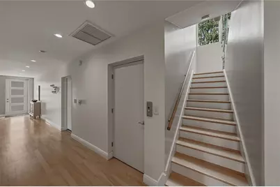 838 Monterey Boulevard NE, Saint Petersburg, FL 33704 - Photo 29