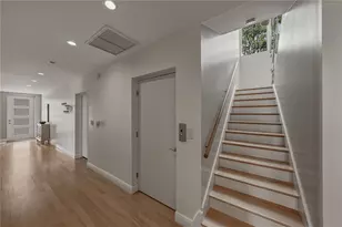 838 Monterey Blvd NE, Saint Petersburg, FL 33704 - Photo 29