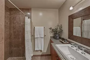 838 Monterey Blvd NE, Saint Petersburg, FL 33704 - Photo 45