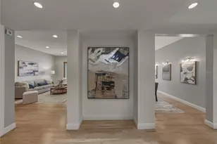 838 Monterey Blvd NE, Saint Petersburg, FL 33704 - Photo 11