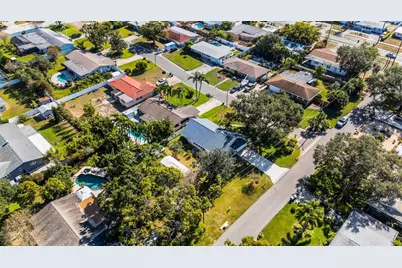 2010 7th Place SW, Largo, FL 33770 - Photo 55