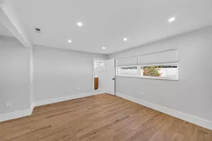 1713 Connecticut Ave NE, Saint Petersburg, FL 33703 - Photo 13