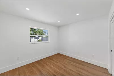 1713 Connecticut Avenue NE, Saint Petersburg, FL 33703 - Photo 21