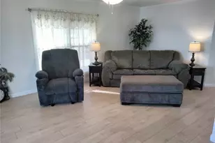 3744 Bywater Dr, Holiday, FL 34691 - Photo 9