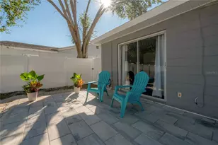 2523 Lake Ellen Cir, Tampa, FL 33618 - Photo 35