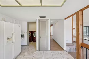 1412 Wexford Dr N, Palm Harbor, FL 34683 - Photo 25