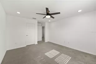 33251 Sycamore Leaf Dr, Wesley Chapel, FL 33545 - Photo 27