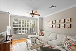 3023 Pointeview Dr, Tampa, FL 33611 - Photo 13