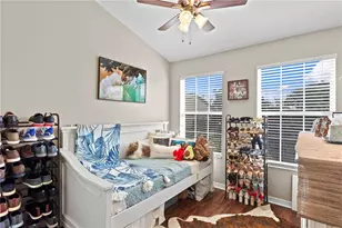 3023 Pointeview Dr, Tampa, FL 33611 - Photo 35
