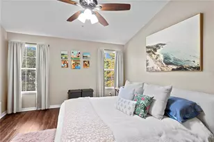 3023 Pointeview Dr, Tampa, FL 33611 - Photo 27