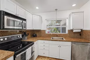 1309 Nokomis Ave S, Venice, FL 34285 - Photo 15
