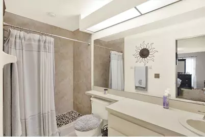 8330 Paddlewheel Street, Tampa, FL 33637 - Photo 7