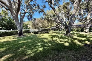 1114 Castlemay Cir, Dunedin, FL 34698 - Photo 7