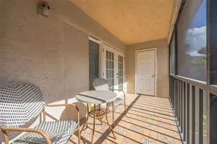 5155 Puritan Cir, Tampa, FL 33617 - Photo 37