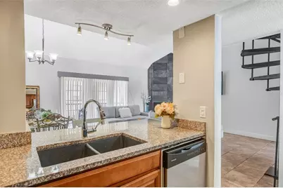 5155 Puritan Circle #1021, Tampa, FL 33617 - Photo 15