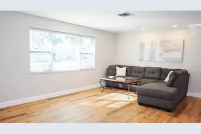 12911 91st Avenue, Seminole, FL 33776 - Photo 9