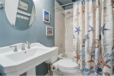28907 Bay Tree Place, Wesley Chapel, FL 33545 - Photo 17