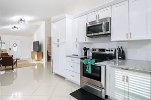 2907 W Arch St, Tampa, FL 33607 - Photo 11