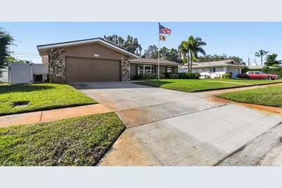 13948 Brewster Drive, Largo, FL 33774 - Photo 7