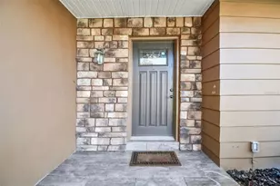 13948 Brewster Dr, Largo, FL 33774 - Photo 9