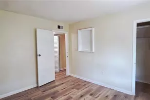 3775 40th Ln S, Saint Petersburg, FL 33711 - Photo 11