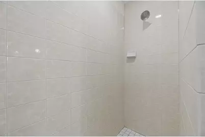 172 Lake Shore Drive W, Palm Harbor, FL 34684 - Photo 21