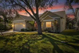 172 Lake Shore Dr W, Palm Harbor, FL 34684 - Photo 1