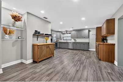 2581 Bramblewood Drive W, Clearwater, FL 33763 - Photo 9