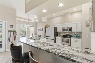 607 Butch Cassidy Trail, Wimauma, FL 33598 - Photo 11