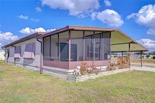 35827 Brisa Dr, Zephyrhills, FL 33541 - Photo 5