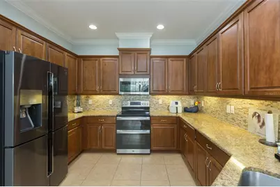 712 Chipper Drive, Sun City Center, FL 33573 - Photo 9