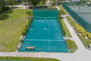 712 Chipper Dr, Sun City Center, FL 33573 - Photo 55